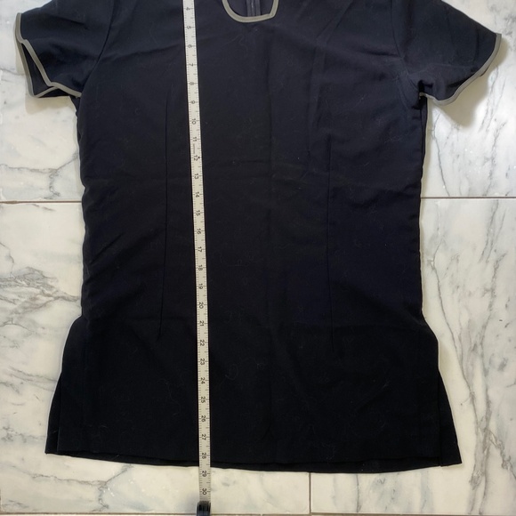 Luxury Spa Tunic Top Size: Small - Picture 13 of 13